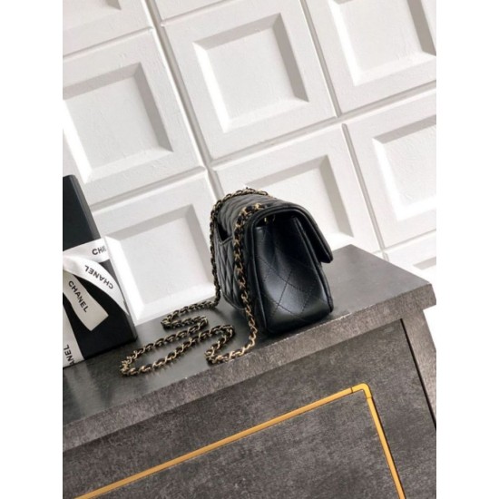Repliche Chanel 25K Borsa a patta piccola con pallina dorata in pelle di agnello nera Imitazioni False Online