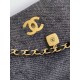 Repliche Borsa Maxi con Patta Chanel Denim Lavato AS5734 Blu Imitazioni False Online