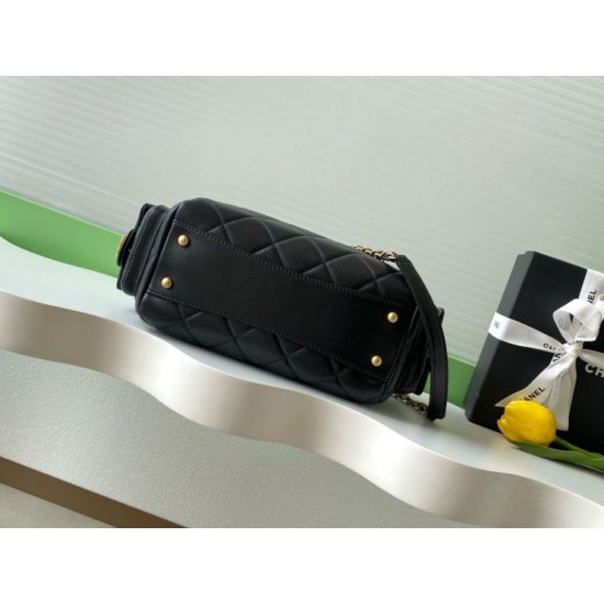 Repliche Borsa bowling piccola Chanel AS5792 Pelle di agnello Nero Imitazioni False Online