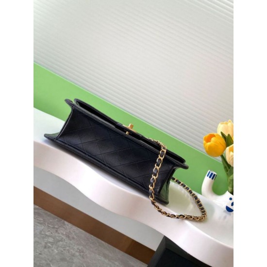 Repliche Borsa Sweet Flap Chanel 24K Pelle di vacchetta oliata e cerata AS5145 Nero Imitazioni False Online