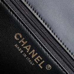 Repliche Borsa Sweet Flap Chanel 24K Pelle di vacchetta oliata e cerata AS5145 Nero Imitazioni False Online