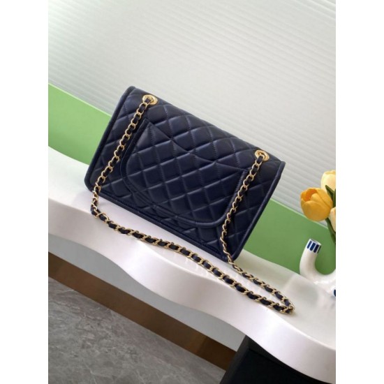 Replica Borsa Sweet Flap Chanel 24K Pelle di vacchetta oliata e cerata AS5145 Blu Imitazioni False Repliche Borsa Sweet Flap Chanel 24K Pelle di vacchetta oliata e cerata AS5145 Blu Imitazioni False Online