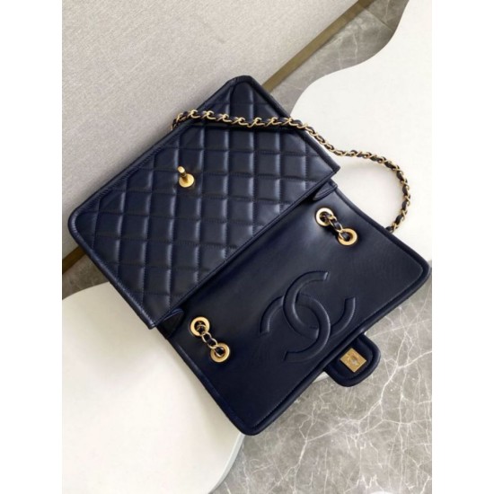 Replica Borsa Sweet Flap Chanel 24K Pelle di vacchetta oliata e cerata AS5145 Blu Imitazioni False Repliche Borsa Sweet Flap Chanel 24K Pelle di vacchetta oliata e cerata AS5145 Blu Imitazioni False Online