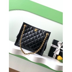 Repliche Borsa tote Chanel grande con tracolla a catena AS5303 Nero Imitazioni False Online