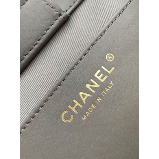 Replica Borsa tote Chanel grande con tracolla a catena AS5303 Scamosciato Grigio Imitazioni False Repliche Borsa tote Chanel grande con tracolla a catena AS5303 Scamosciato Grigio Imitazioni False Online