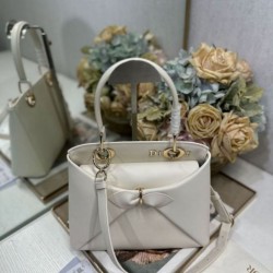 Repliche Borsa tote Dior CD 26SS con fiocco bianca Imitazioni False Online