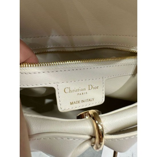 Repliche Borsa tote Dior CD 26SS con fiocco bianca Imitazioni False Online