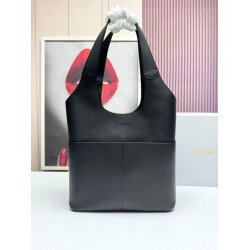 Replica borsa tote Dior Privé Icons Uomo nera in pelle di vitello Imitazioni False Repliche borsa tote Dior Privé Icons Uomo nera in pelle di vitello Imitazioni False Online
