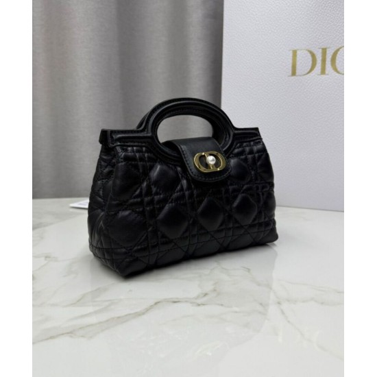 Repliche Mini borsa a mano Dior Jolie Cannage S3123 Nero Imitazioni False Online