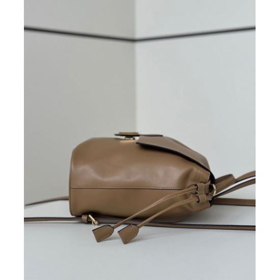 Repliche Zaino con coulisse da donna Fendi Cappuccino Vintage Albicocca Imitazioni False Online