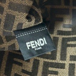 Repliche Zaino con coulisse da donna Fendi Cappuccino Vintage Nero Imitazioni False Online