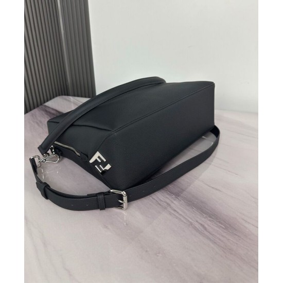 Repliche Borsa a tracolla Fendi Lui Media/Grande 7VA667 Nero Imitazioni False Online