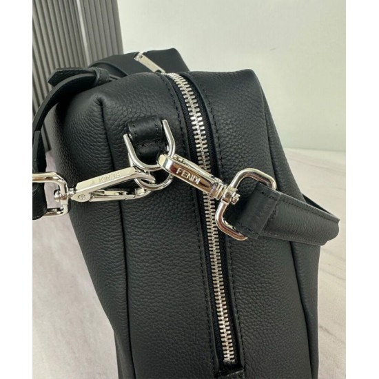 Repliche Borsa a tracolla Fendi Lui Media/Grande 7VA667 Nero Imitazioni False Online