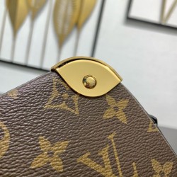 Repliche Perfette M26084 Borsa tote LV Alma Trunk BB Imitazioni False Online