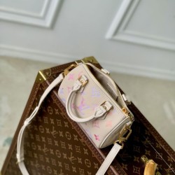 Repliche Perfette LV M25591 Borsa Nano Speedy in delicati colori da sogno Imitazioni False Online