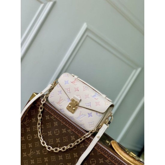 Repliche Perfette LV M25682 Borsa a tracolla Pochette Métis East West Imitazioni False Online