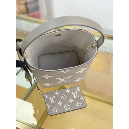 Replica LV All In BB Tote Bag bicolore M13045 Grigio Fallate Outlet Online Italia Repliche Perfette LV All In BB Tote Bag bicolore M13045 Grigio Imitazioni False Online