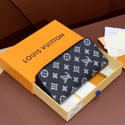Repliche Perfette LV Portafoglio verticale Zippy M62295 Blu Imitazioni False Online