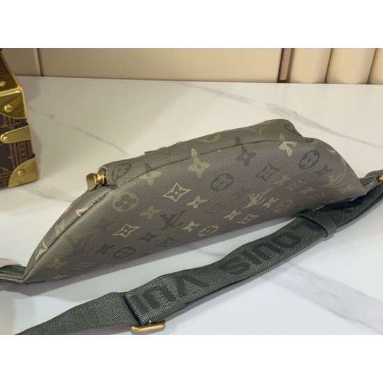 Repliche Perfette LV m26933 Marsupio Rush da uomo Verde Imitazioni False Online
