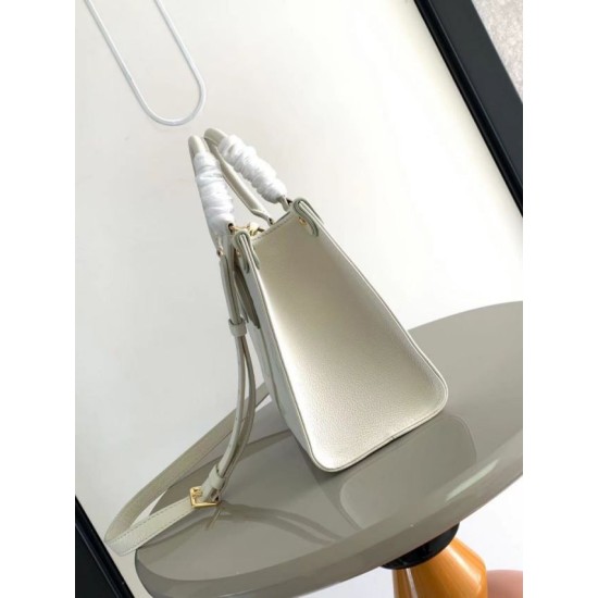 Replica LV Mini borsa tote Onthego M45661 M45653 Beige Fallate Outlet Online Italia Repliche Perfette LV Mini borsa tote Onthego M45661 M45653 Beige Imitazioni False Online