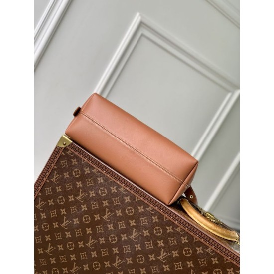 Replica Borsa a tracolla LV Low Key Messenger M26532 Marrone Fallate Outlet Online Italia Repliche Perfette Borsa a tracolla LV Low Key Messenger M26532 Marrone Imitazioni False Online