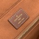 Replica Borsa a tracolla LV Low Key Messenger M26532 Marrone Fallate Outlet Online Italia Repliche Perfette Borsa a tracolla LV Low Key Messenger M26532 Marrone Imitazioni False Online