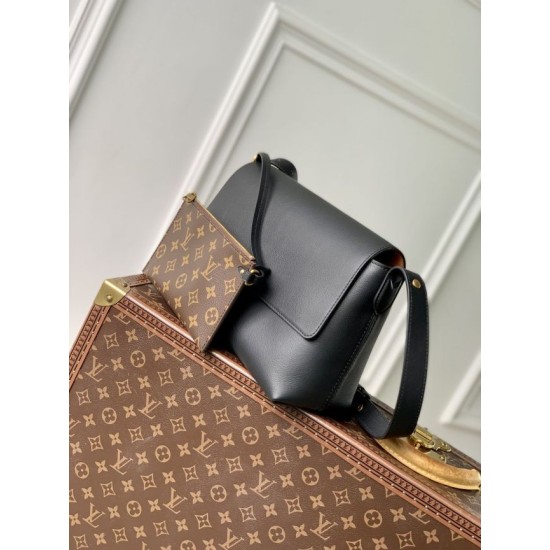 Repliche Perfette Borsa a tracolla LV Low Key Messenger M13148 Nero Imitazioni False Online