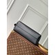 Repliche Perfette Borsa a tracolla LV Low Key Messenger M13148 Nero Imitazioni False Online