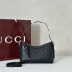 Replica Gucci 847450 Borsa a tracolla piccola GG Emblem Nero Fallate Outlet Online Italia Repliche Perfette Gucci 847450 Borsa a tracolla piccola GG Emblem Nero Imitazioni False Online