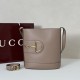 Repliche Perfette Gucci 833660 Borsa a secchiello piccola Rosa Imitazioni False Online