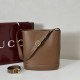 Repliche Perfette Gucci 833660 Borsa a secchiello piccola Marrone Imitazioni False Online