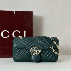 Repliche Perfette Borsa a tracolla media Gucci GG Marmont 837267 verde Imitazioni False Online