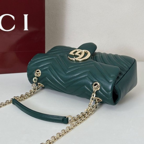 Repliche Perfette Borsa a tracolla media Gucci GG Marmont 837267 verde Imitazioni False Online
