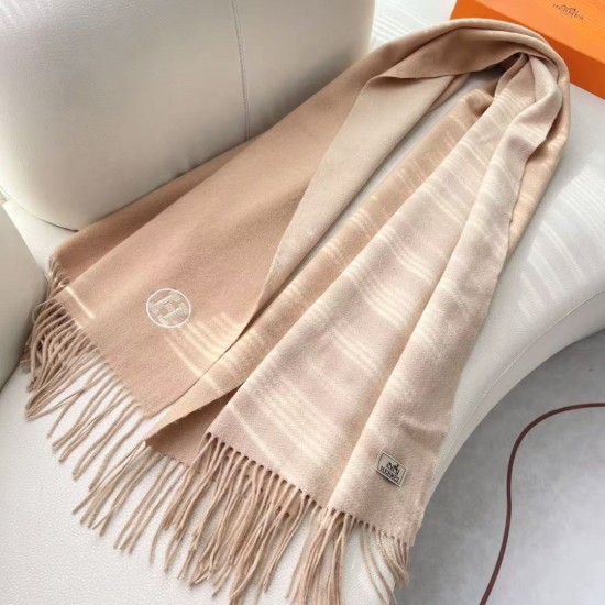 Repliche Perfette Sciarpa unisex classica Hermès in cashmere 70x200 albicocca Imitazioni False Online