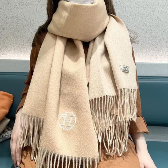 Repliche Perfette Sciarpa unisex classica Hermès in cashmere 70x200 albicocca Imitazioni False Online
