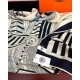 Replica Fazzoletto Hermès in cashmere e seta Ondsdemarch 140 nero Fallate Outlet Online Italia Repliche Perfette Fazzoletto Hermès in cashmere e seta Ondsdemarch 140 nero Imitazioni False Online