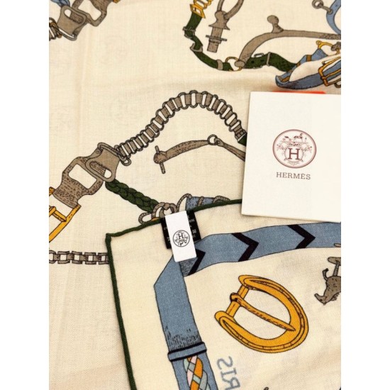 Repliche Perfette Sciarpa reversibile in cashmere Hermès con motivo a cavallo che salta 140 Blu Imitazioni False Online