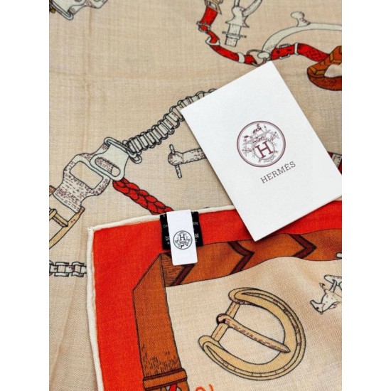 Repliche Perfette Sciarpa reversibile in cashmere Hermès con motivo a cavallo che salta 140 Organge Imitazioni False Online