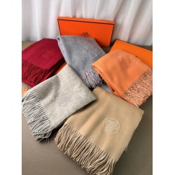 Replica Scialle reversibile classico in cashmere bicolore Hermès 70 x 200 Rosso Fallate Outlet Online Italia Repliche Perfette Scialle reversibile classico in cashmere bicolore Hermès 70 x 200 Rosso Imitazioni False Online