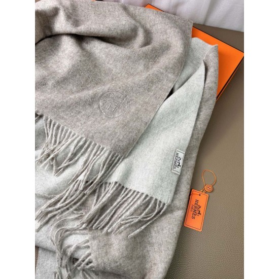 Repliche Perfette Scialle reversibile classico in cashmere bicolore Hermès 70 x 200 Grigio Imitazioni False Online