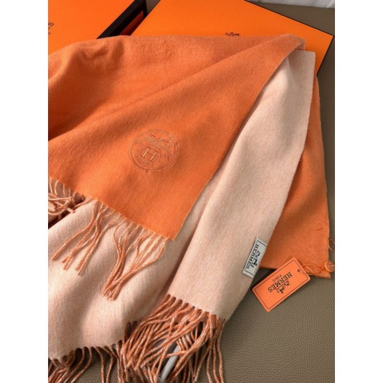 Replica Scialle reversibile classico in cashmere bicolore Hermès 70 x 200 Arancione Fallate Outlet Online Italia Repliche Perfette Scialle reversibile classico in cashmere bicolore Hermès 70 x 200 Arancione Imitazioni False Online