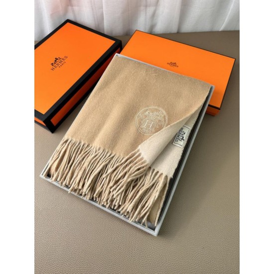Replica Scialle reversibile classico in cashmere bicolore Hermès 70 x 200 Marrone Fallate Outlet Online Italia Repliche Perfette Scialle reversibile classico in cashmere bicolore Hermès 70 x 200 Marrone Imitazioni False Online