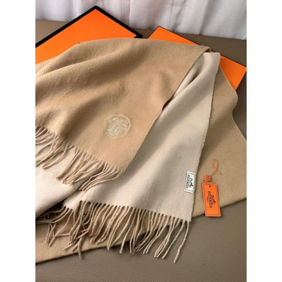 Replica Scialle reversibile classico in cashmere bicolore Hermès 70 x 200 Marrone Fallate Outlet Online Italia Repliche Perfette Scialle reversibile classico in cashmere bicolore Hermès 70 x 200 Marrone Imitazioni False Online