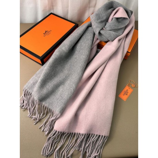 Replica Scialle reversibile classico in cashmere bicolore Hermès 70 x 200 Grigio/Rosa Fallate Outlet Online Italia Repliche Perfette Scialle reversibile classico in cashmere bicolore Hermès 70 x 200 Grigio/Rosa Imitazioni False Online