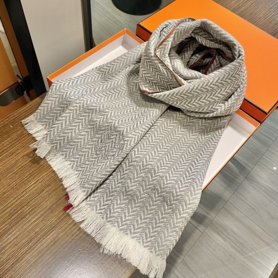 Replica Sciarpa in lana a spina di pesce Hermès 36 x 200 cm Grigio Fallate Outlet Online Italia Repliche Perfette Sciarpa in lana a spina di pesce Hermès 36 x 200 cm Grigio Imitazioni False Online