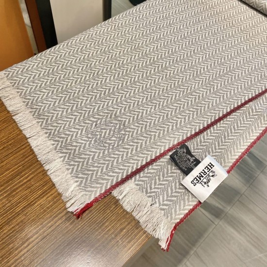 Replica Sciarpa in lana a spina di pesce Hermès 36 x 200 cm Grigio Fallate Outlet Online Italia Repliche Perfette Sciarpa in lana a spina di pesce Hermès 36 x 200 cm Grigio Imitazioni False Online