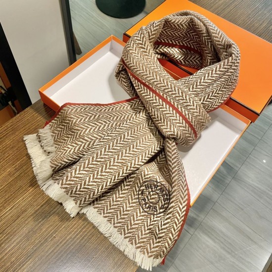 Repliche Perfette Sciarpa in lana a spina di pesce Hermès 36 x 200 cm Imitazioni False Online