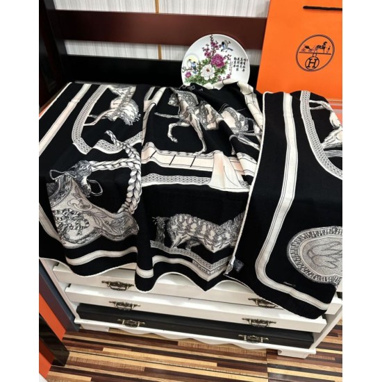 Repliche Perfette Fazzoletto reversibile in seta e cashmere Hermès 135 Nero Imitazioni False Online