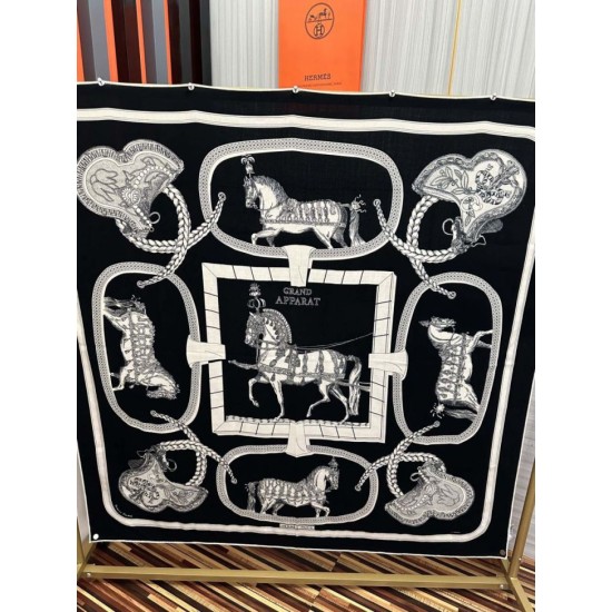 Repliche Perfette Fazzoletto reversibile in seta e cashmere Hermès 135 Nero Imitazioni False Online