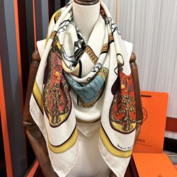 Repliche Perfette Fazzoletto reversibile in seta e cashmere Hermès 135 Beige Imitazioni False Online